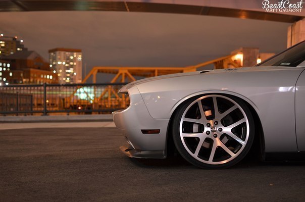 Dodge Challenger R/T - 7