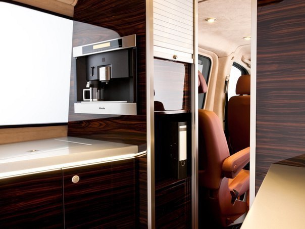 Hartmann Mercedes-Benz Sprinter SP5 Conference (W906) - 3