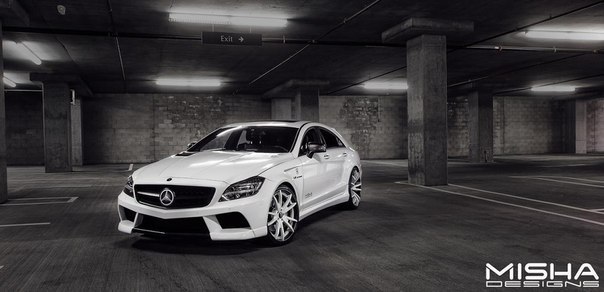 Mercedes-Benz CLS 63 AMG - 2