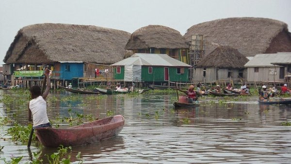 Ганвие – деревня на озере.Уникальная плавающая деревня на бенинском озере Нукуе, расположена в ... - 2