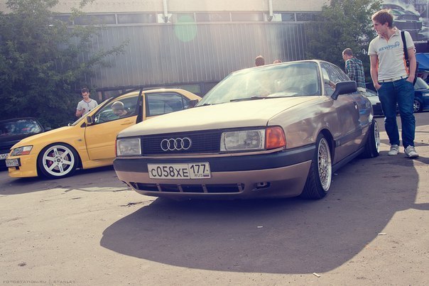 Audi 80