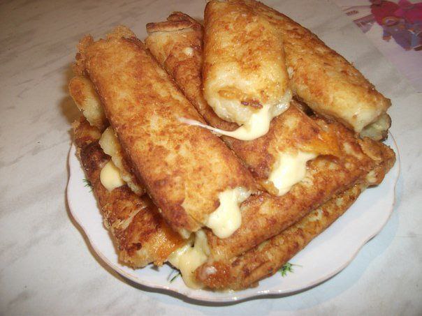Картофельные палочки с сыром. Хрустящая корочка, картофель и мягкий сыр внутри.... Вкусно1 ...