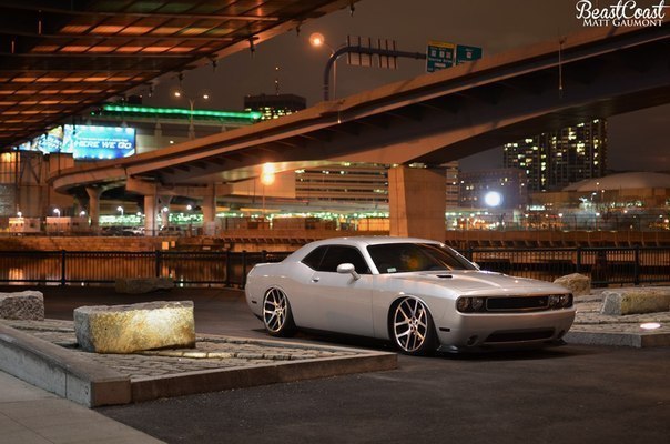 Dodge Challenger R/T - 6