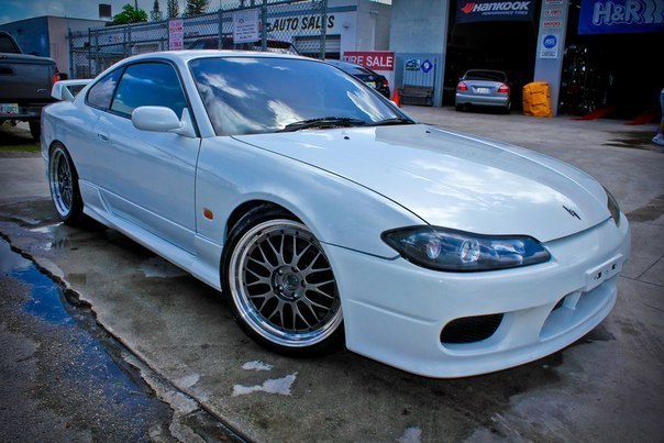 Nissan Silvia S15