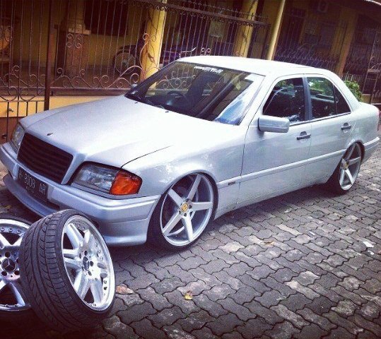 W202