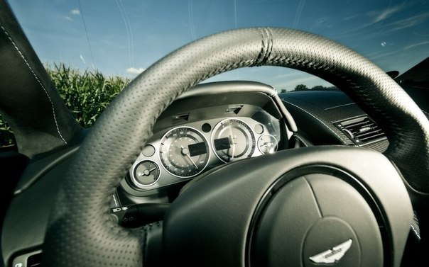 Aston Martin V12 Zagato.: 5935 3: 510 .. : 570 :  ... - 7