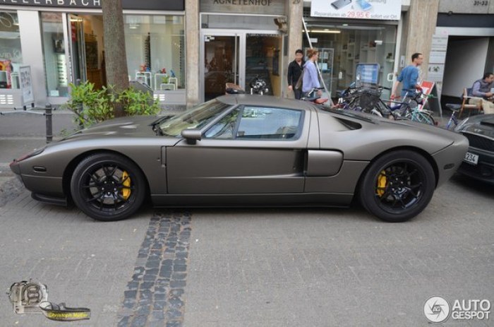 Ford GT. - 6