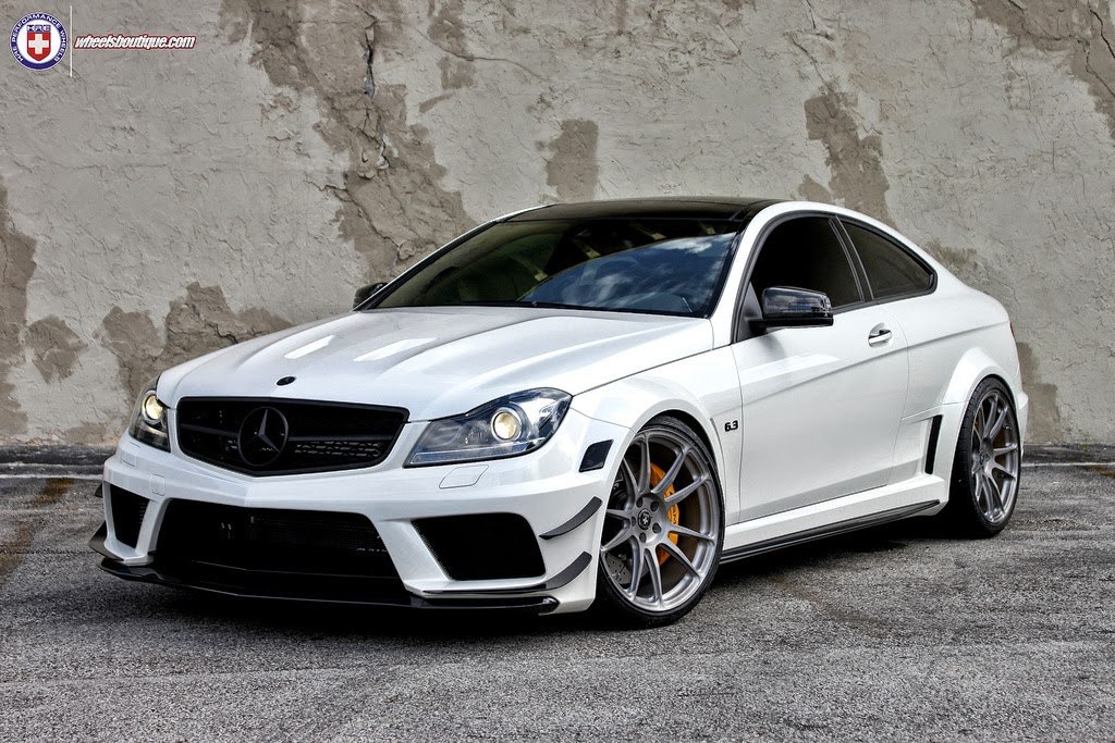 Mercedes-Benz C63 AMG Black Series - 2