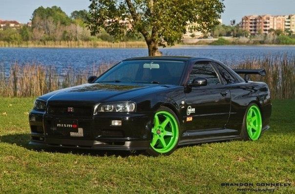 Nissan Skyline GT-R R34 - 3