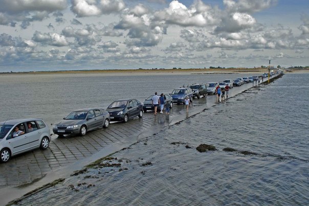    (Passage du Gois)  ,        ... - 2