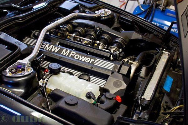 BMW M5 E34 одна из самых красивых и надёжных BMW M серии, кстати в 1992 году это был самый быстрый ... - 6