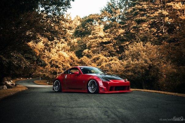 Nissan 350Z. - 6