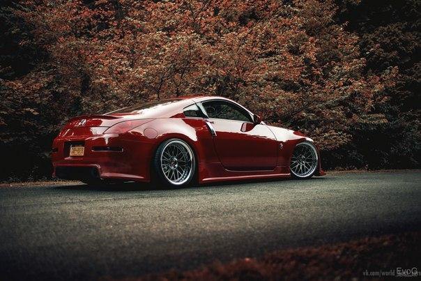 Nissan 350Z. - 5
