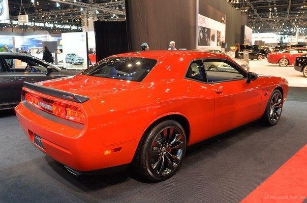 2014 Dodge Challenger SRT Satin Vapor https://fotostrana.ru/away?to=/sl/5QV2 2014 - 6