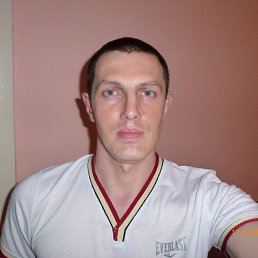 Viktor, 38 , 