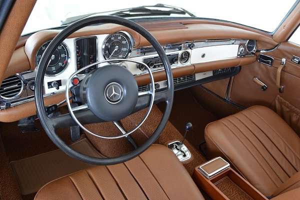 1978 Mercedes SL - 6