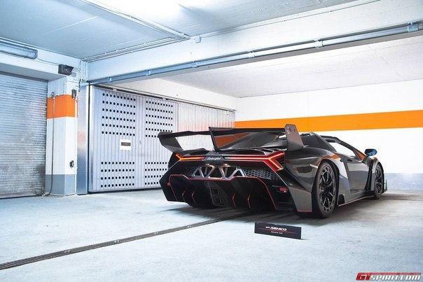Lamborghini Veneno Roadster.  V12 (6498 ) 750 ..  ... - 4