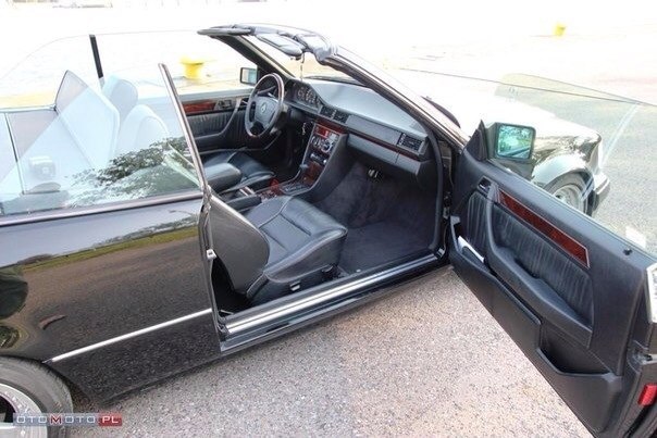 Mercedes-Benz E 320 W124 Cabrio - 2