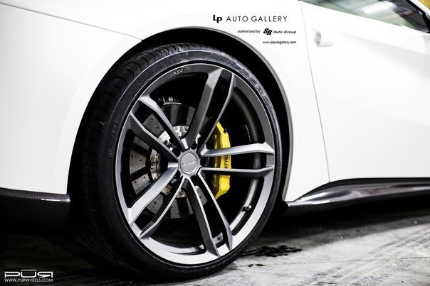 Ferrari F12 Berlinetta. Wheels: PUR RS07, 219, 2212 | Matte Anthracite. - 3