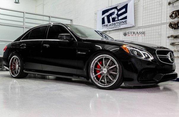 Mercedes-Benz E63 AMG S by Titanio https://fotostrana.ru/away?to=/sl/alJ2 5.5L V8: 585 .. : ... - 3