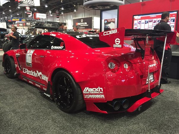 GReddy and Turbo by Garrett Nissan GT-R - 4