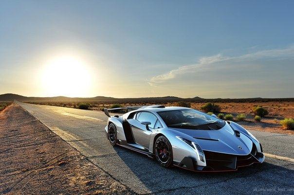 Lamborghini Veneno - 2