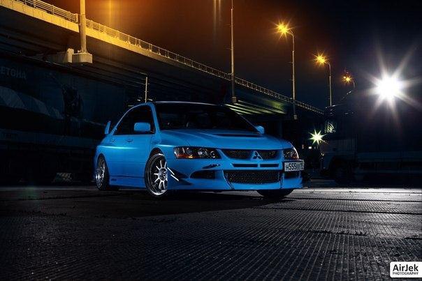 Mitsubishi Lancer EVO - 4