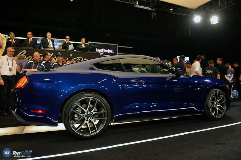 2015 Ford Mustang - 6