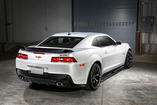 Chevrolet Camaro Z28.7.0L V8: 500 .. : 637 :  ... - 2