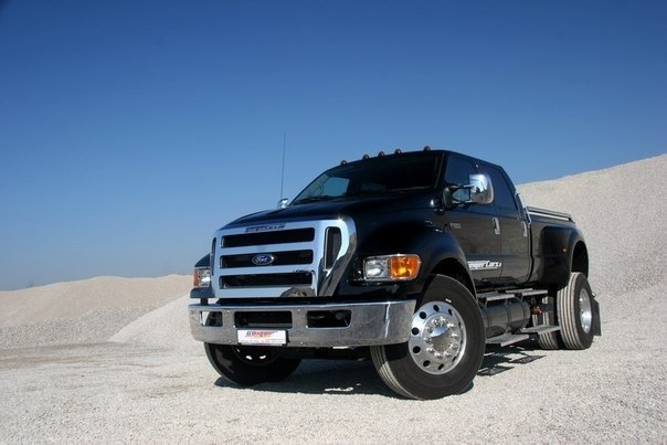    - Ford F -650  - Geiger.  