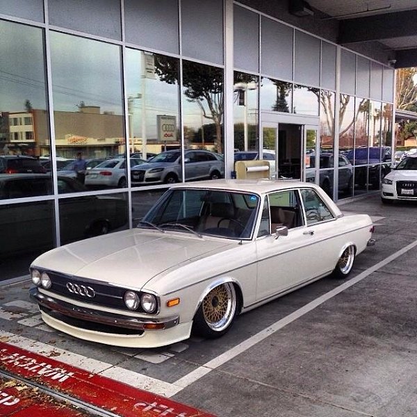 Audi 100 - 6