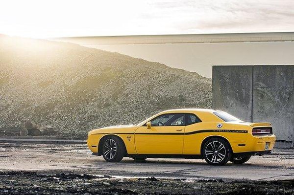 Dodge Challenger Yellow Jacket