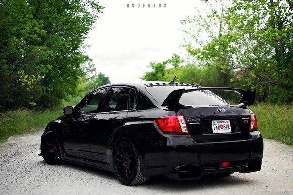 Subaru Impreza WRX STi Sedan - 8