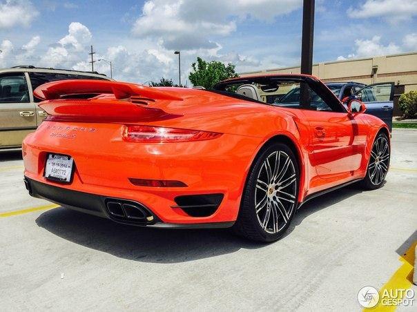 Porsche 911 Turbo S Cabriolet (991). - 8