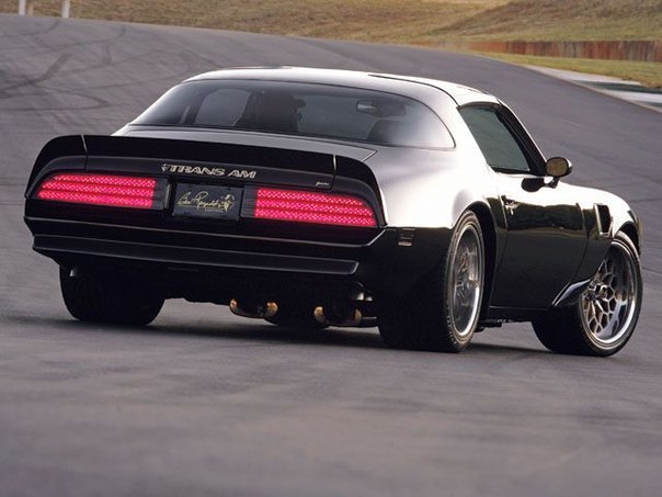 1977 Pontiac Firebird Trans Am - 2