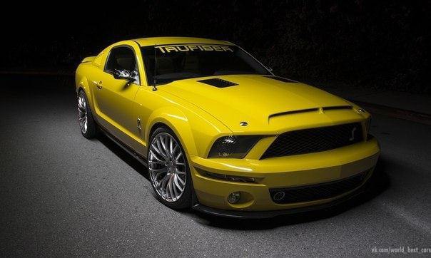 Ford Mustang Shelby.