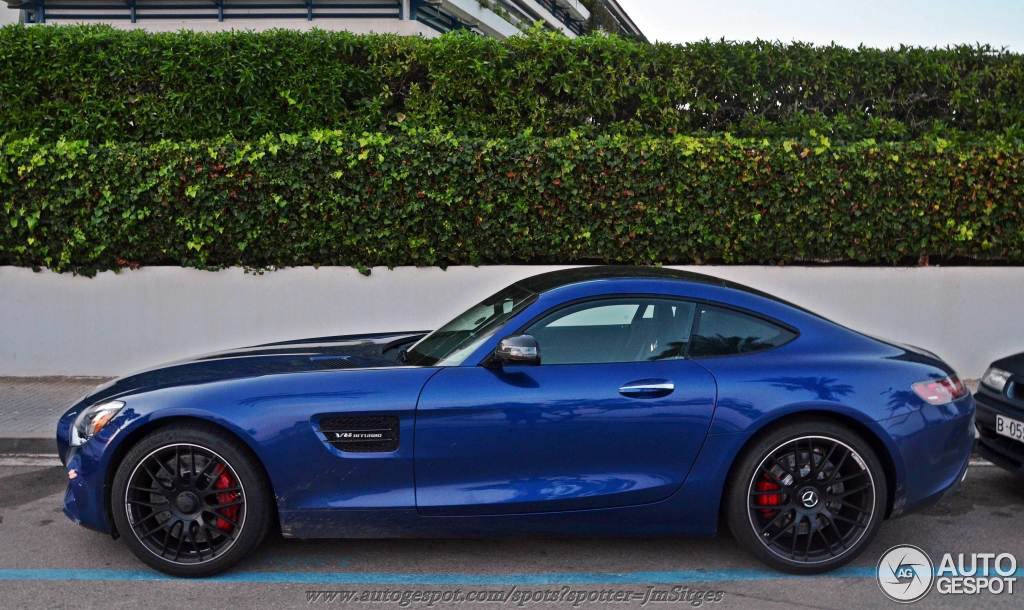 Mercedes AMG GT - 2