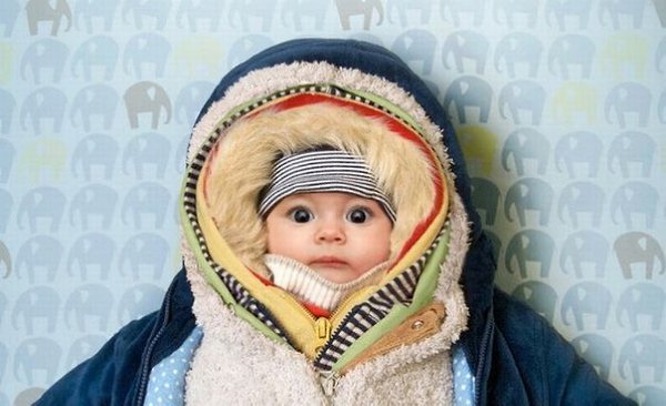 Детям на зиму надо купить зимнюю одежду, но если хорошо посчитать, легче их в Таиланд на 3 месяца ...