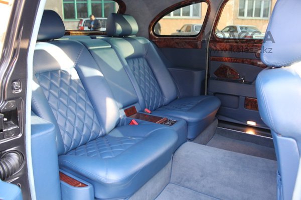ГАЗ 12 ЗиМ 1958 г.в. на базе Mercedes-Benz S600 (W140). Стоимость 350000$. - 3