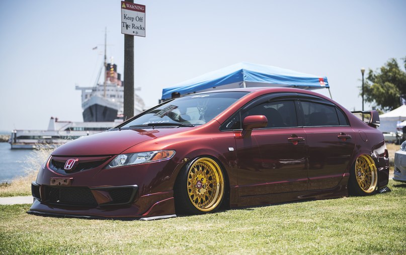 Honda Civic Si.