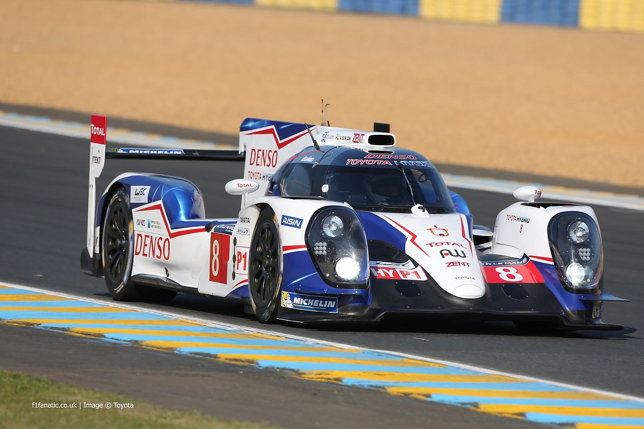 Toyota TS040 Hybrid.