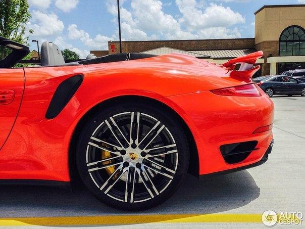 Porsche 911 Turbo S Cabriolet (991). - 6