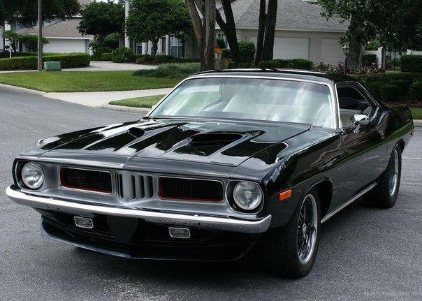 1973 Plymouth Barracuda HEMI Resto-Mod - 2