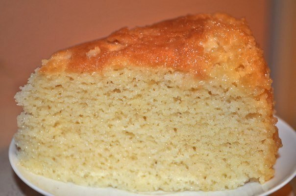 Торт «Три молока».Божественно вкусный торт, все дело в котором - в заливке!4 яйца+стакан сахара ...