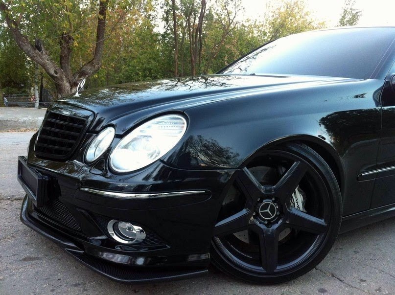 Mercedes-Benz E55 AMG - 6