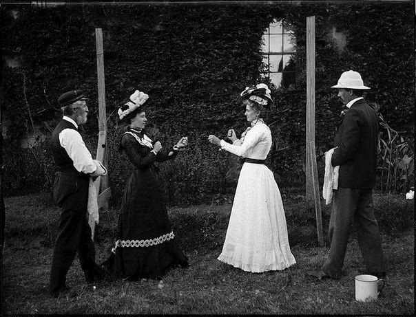  , , 1900-.