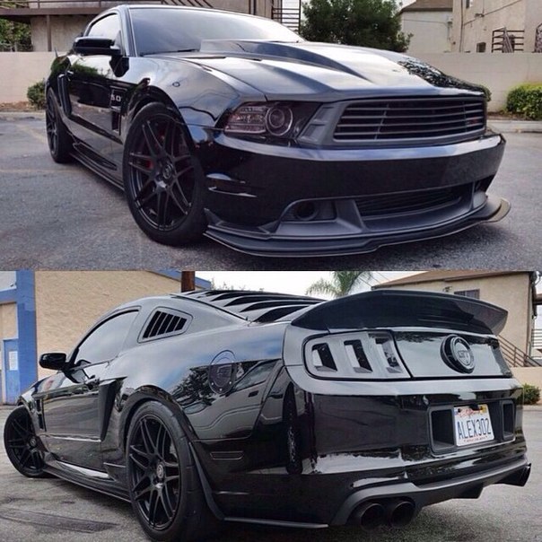 Ford Mustang.