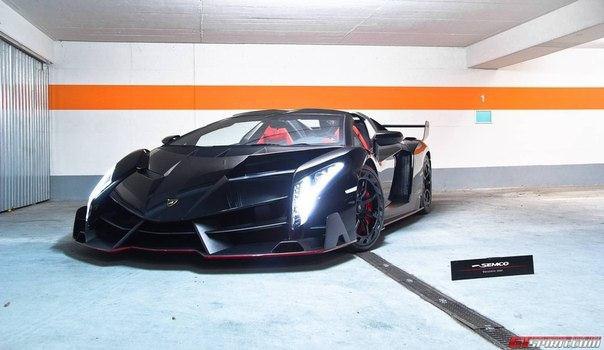 Lamborghini Veneno Roadster.  V12 (6498 ) 750 ..  ... - 2
