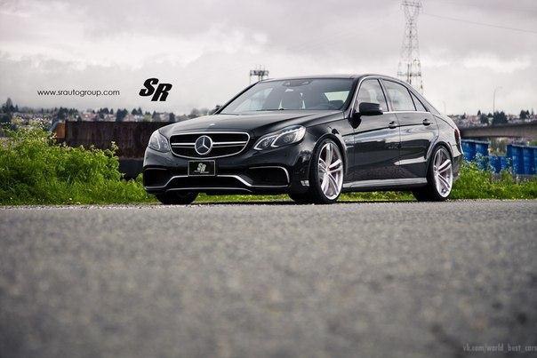 Mercedes-Benz E63 AMG on PUR Wheels - 3