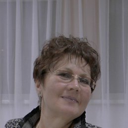 Марина, 60, Калининск